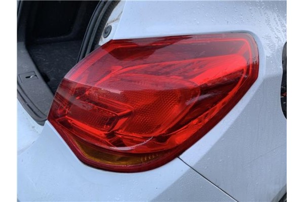 Recambio de piloto trasero derecho para opel astra j berlina 5p 1.6 selective referencia OEM IAM 13306454  