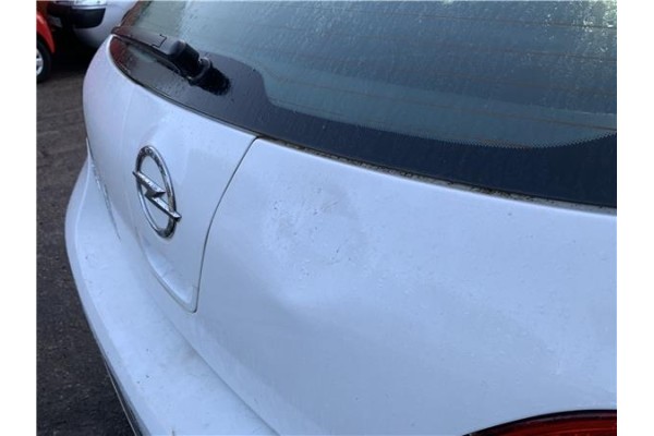 Recambio de porton trasero para opel astra j berlina 5p 1.6 selective referencia OEM IAM 13372624  