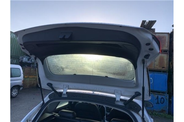 Recambio de porton trasero para opel astra j berlina 5p 1.6 selective referencia OEM IAM 13372624  