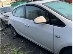 Recambio de puerta delantero derecha para opel astra j berlina 5p 1.6 selective referencia OEM IAM 13330766  