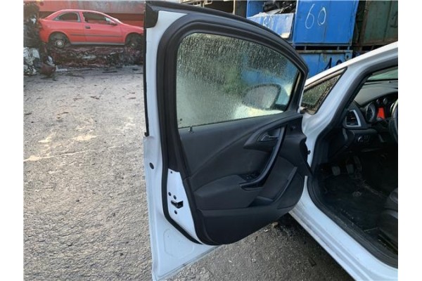 Recambio de puerta delantero izquierda para opel astra j berlina 5p 1.6 selective referencia OEM IAM 13330765  