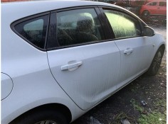 Recambio de puerta trasero derecha para opel astra j berlina 5p 1.6 selective referencia OEM IAM 13285611  