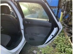 Recambio de puerta trasero derecha para opel astra j berlina 5p 1.6 selective referencia OEM IAM 13285611  