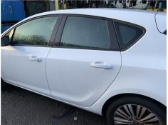 Recambio de puerta trasero izquierda para opel astra j berlina 5p 1.6 selective referencia OEM IAM 13285610  