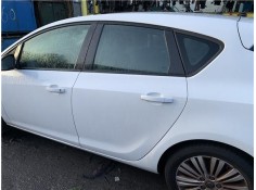 Recambio de puerta trasero izquierda para opel astra j berlina 5p 1.6 selective referencia OEM IAM 13285610  