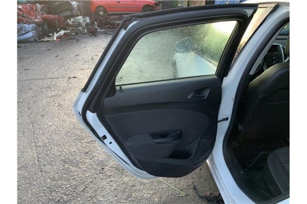 Recambio de puerta trasero izquierda para opel astra j berlina 5p 1.6 selective referencia OEM IAM 13285610  