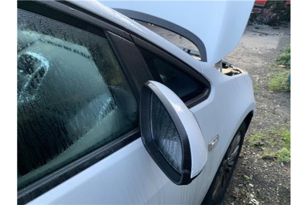 Recambio de retrovisor electrico derecho para opel astra j berlina 5p 1.6 selective referencia OEM IAM 13308360  