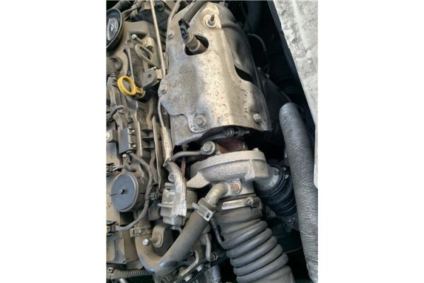Recambio de turbo para opel astra j berlina 5p 1.6 selective referencia OEM IAM 98053880  