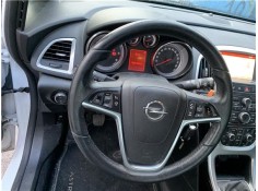 Recambio de volante para opel astra j berlina 5p 1.6 selective referencia OEM IAM 13351039  