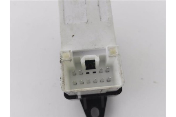 Recambio de mando elevalunas trasero izquierdo para mazda cx-7 er 2.2 active referencia OEM IAM EH6266370  