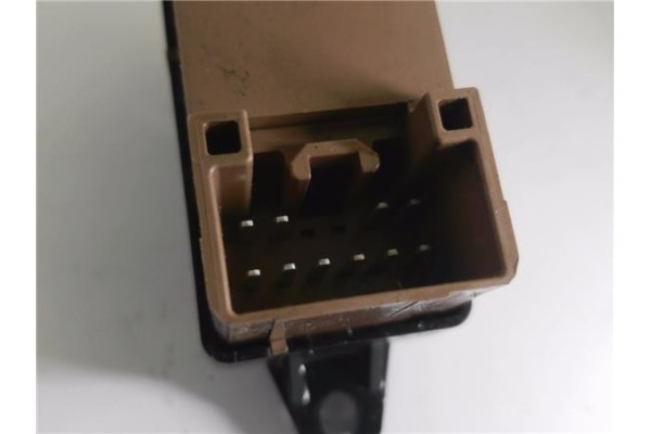 Recambio de mando elevalunas delantero derecho para mazda cx-7 er 2.2 active referencia OEM IAM EH6366380  