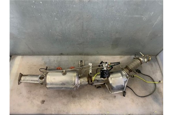 Recambio de catalizador para iveco daily chasis 2.3 referencia OEM IAM 5802808253  