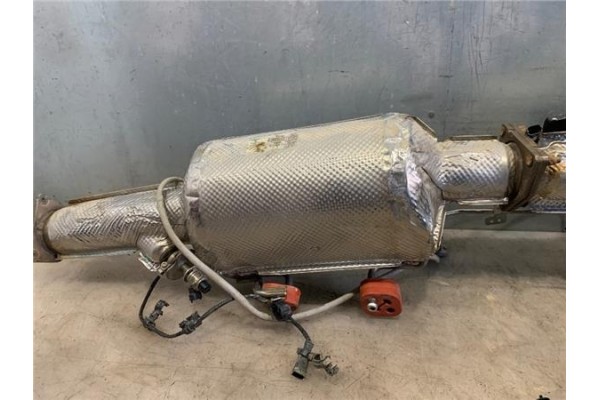 Recambio de catalizador para iveco daily chasis 2.3 referencia OEM IAM 5802808253  