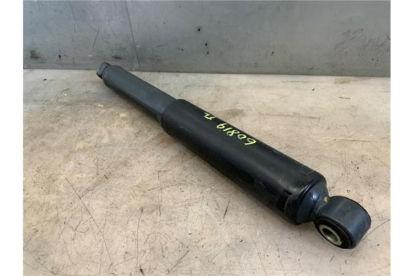 Recambio de amortiguador trasero derecho para iveco daily chasis 2.3 referencia OEM IAM GL12838  