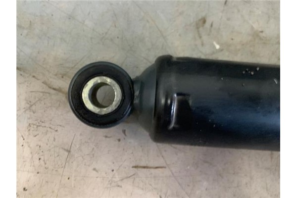 Recambio de amortiguador trasero izquierdo para iveco daily chasis 2.3 referencia OEM IAM GL12838  