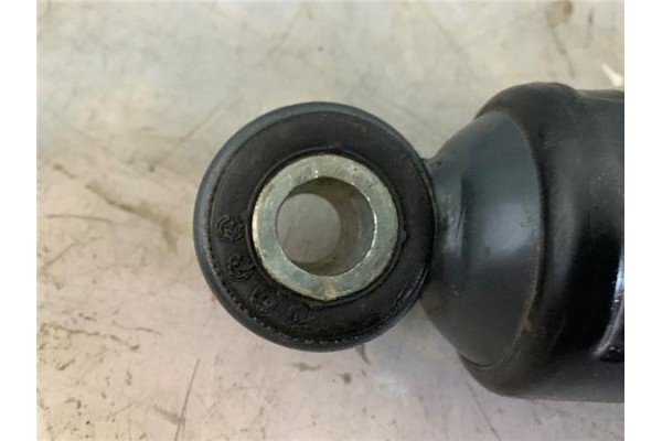 Recambio de amortiguador trasero izquierdo para iveco daily chasis 2.3 referencia OEM IAM GL12838  