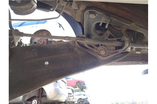 Recambio de brazo inferior trasero izquierdo para volkswagen golf vi (5k1) 1.6 advance referencia OEM IAM 1K0505223K  