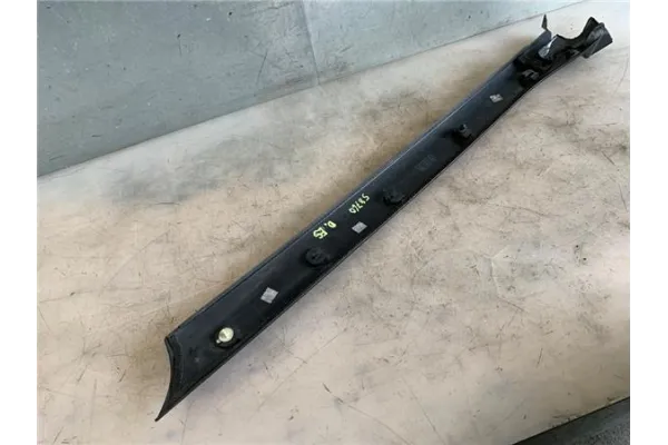 Recambio de moldura parabrisas izquierda para land rover range rover sport 2.7 v6 td s referencia OEM IAM DCB000315PNP  