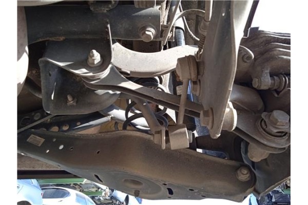 Recambio de brazo inferior trasero izquierdo para volkswagen golf vi (5k1) 1.6 advance referencia OEM IAM 1K0501529J  