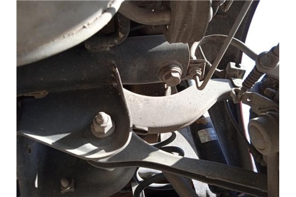 Recambio de brazo superior izquierdo suspension trasero para volkswagen golf vi (5k1) 1.6 advance referencia OEM IAM 1K0505323N 