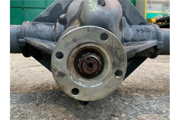 Recambio de puente trasero para iveco daily chasis 2.3 referencia OEM IAM 5802379797 38815767 