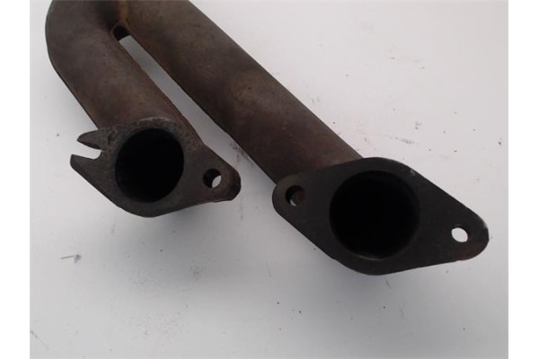 Recambio de colector escape para porsche 944 2.5 básico coupe referencia OEM IAM 9441111332R  