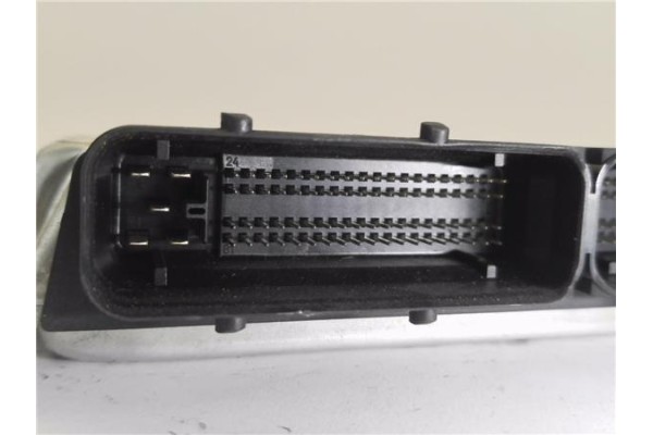 Recambio de centralita para seat cordoba vario (6k5) 1.9 stella referencia OEM IAM 038906012T 281010060 