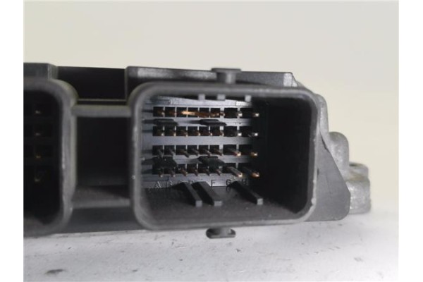Recambio de centralita para renault scenic ii (jm) 1.9 dci (jm12, jm0g) referencia OEM IAM 8200391966 281011776 
