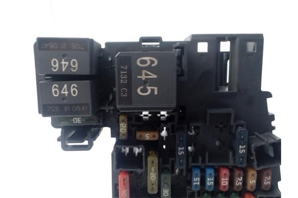 Recambio de caja fusibles/rele para audi rs3 sportback (8vf) 2.5 tfsi quattro referencia OEM IAM 5Q0937615C  