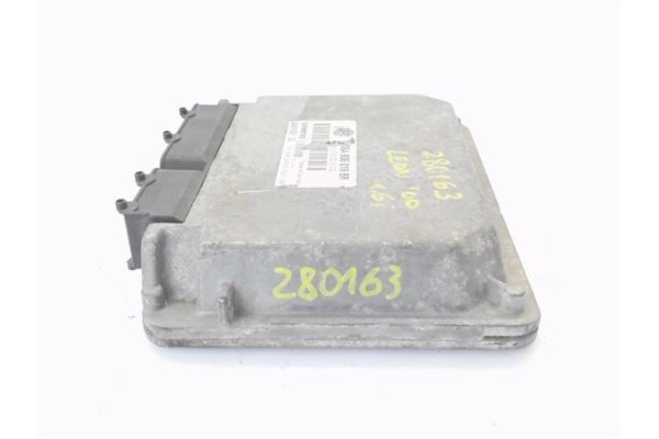 Recambio de centralita para seat leon (1m1) 1.6 referencia OEM IAM 06A906019BR 5WP4450 