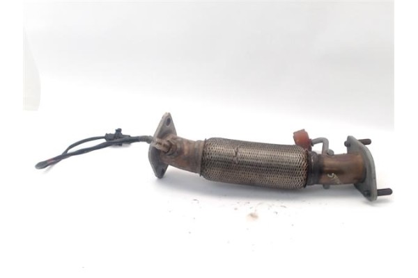 Recambio de tubo escape central para hyundai i30 (fd) 1.6 crdi referencia OEM IAM   