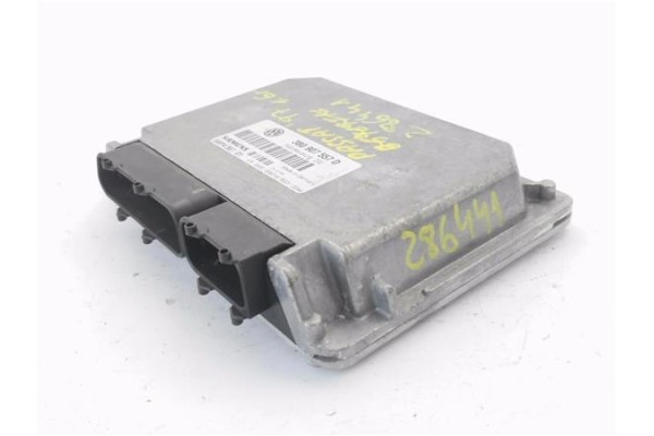 Recambio de centralita para volkswagen passat berlina (3b2) 1.6 básico referencia OEM IAM 3B0907557D 5WP436701 