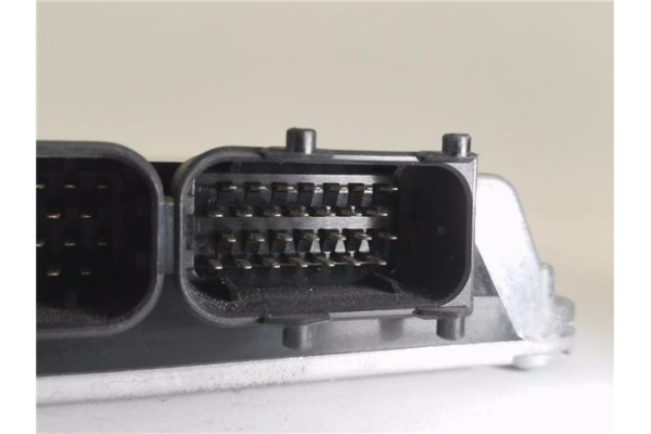 Recambio de centralita para volkswagen passat berlina (3b2) 1.6 básico referencia OEM IAM 3B0907557D 5WP436701 