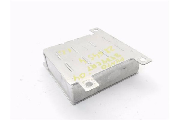 Recambio de centralita airbag para fiat ii punto (188) berlina 1.2 60 (188.030, .050, .130, .150, .230, .250) referencia OEM IAM
