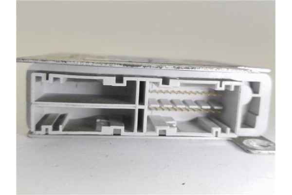Recambio de centralita airbag para fiat ii punto (188) berlina 1.2 60 (188.030, .050, .130, .150, .230, .250) referencia OEM IAM