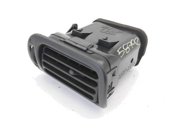 Recambio de rejilla entrada de aire para nissan sunny berlina (n14) 1.6 i 16v referencia OEM IAM   