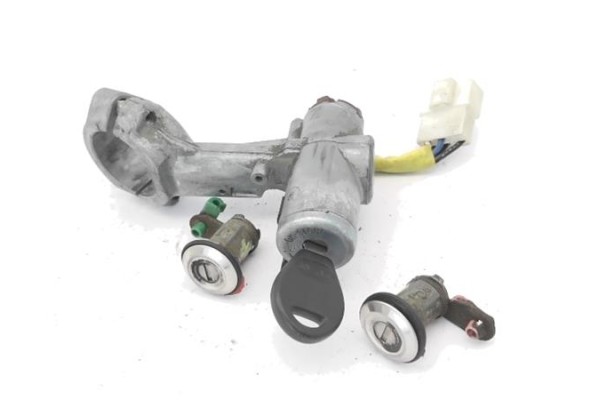 Recambio de llave para nissan sunny berlina (n14) 1.6 i 16v referencia OEM IAM   