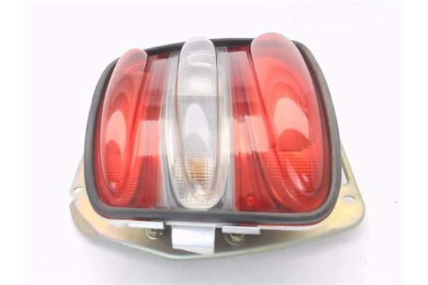 Recambio de piloto trasero izquierdo para fiat brava (182) 1.2 16v 80 clima referencia OEM IAM 37210751S  