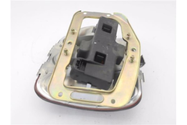 Recambio de piloto trasero izquierdo para fiat brava (182) 1.2 16v 80 clima referencia OEM IAM 37210751S  