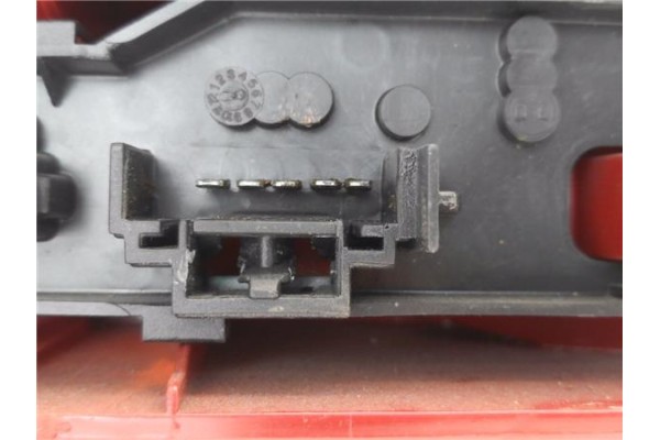 Recambio de piloto trasero izquierdo para fiat seicento (187) 1.1 hobby referencia OEM IAM 39670748  