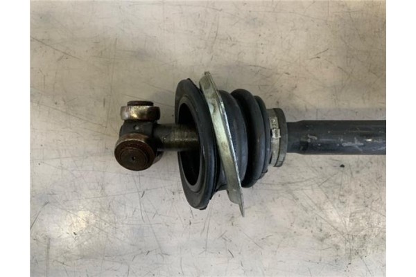 Recambio de palier delantero izquierdo para opel movano furgón/combi 2.5 combi corto l1h1 2.8t referencia OEM IAM 8200178624  