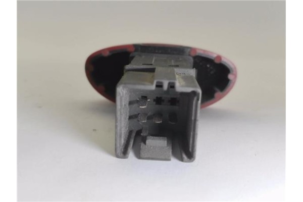 Recambio de interruptor luces emergencia para peugeot 206 1.9 x-line referencia OEM IAM 9642213777  
