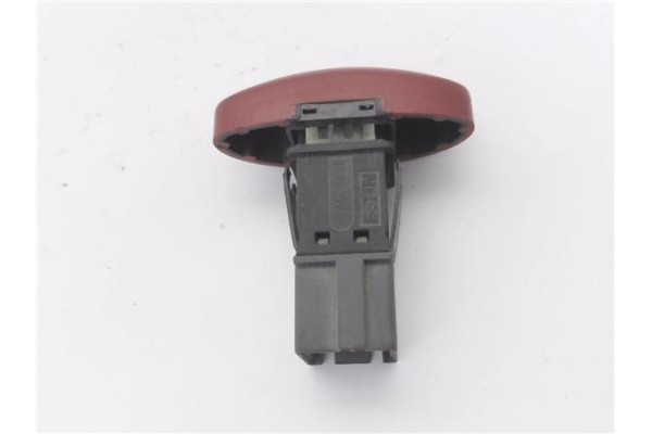 Recambio de interruptor luces emergencia para peugeot 206 1.9 x-line referencia OEM IAM 9642213777  