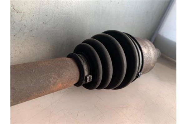 Recambio de palier trasero izquierdo para smart for two 0.7 referencia OEM IAM Q0003234V011000000  