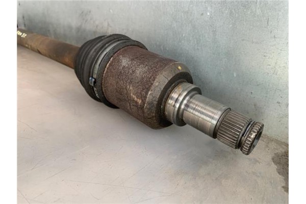 Recambio de palier trasero izquierdo para smart for two 0.7 referencia OEM IAM Q0003234V011000000  