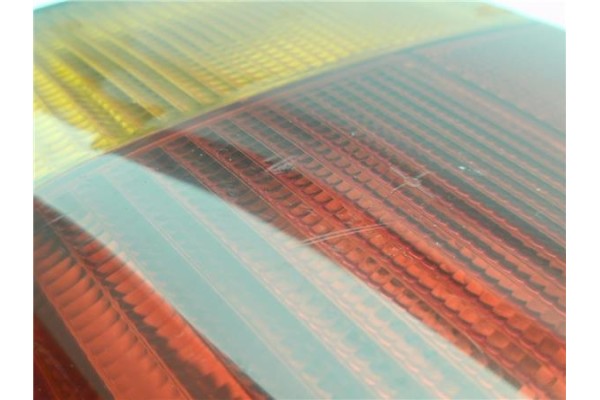 Recambio de piloto trasero izquierdo para lancia dedra berlina 1.6 / 1.6 i.e. le referencia OEM IAM 82432720B  