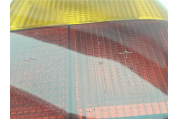 Recambio de piloto trasero derecho para lancia dedra berlina 1.6 / 1.6 i.e. le referencia OEM IAM 82432719B  