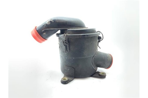 Recambio de carcasa filtro aire para nissan terrano (wd21) 2.7 td 4wd referencia OEM IAM 0F001 JN1WBYD21UTD27T99CV73KW 