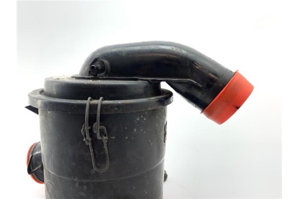 Recambio de carcasa filtro aire para nissan terrano (wd21) 2.7 td 4wd referencia OEM IAM 0F001 JN1WBYD21UTD27T99CV73KW 