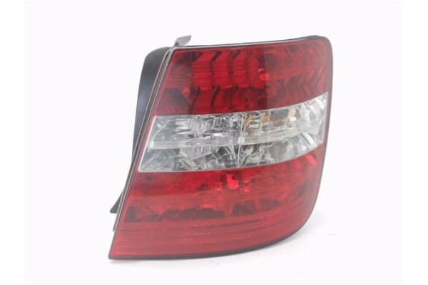 Recambio de piloto trasero derecho para fiat stilo (192) 1.9 120 dynamic multijet referencia OEM IAM 46758985  